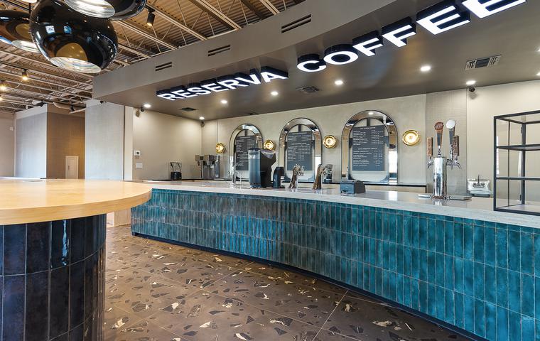 Styles come together for an original coffee break