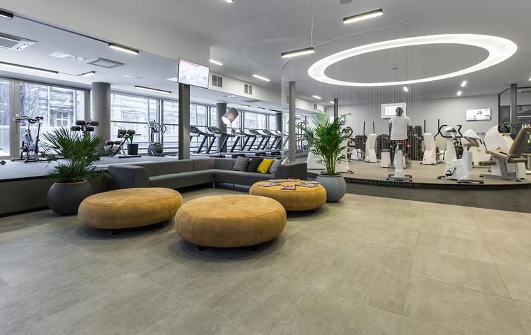 Restyling of a Sport Club